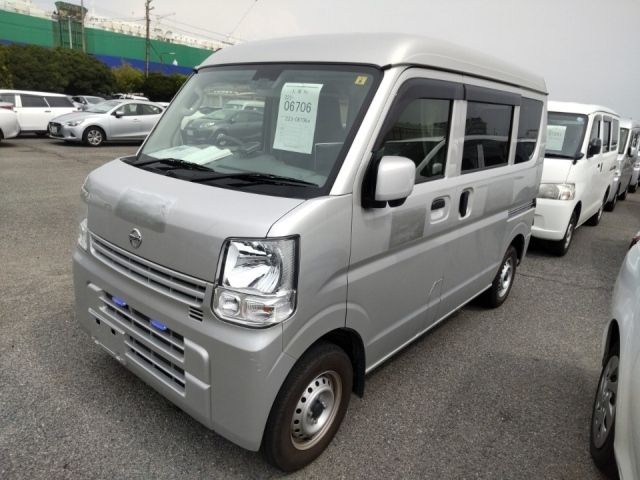 6706 Nissan Clipper van DR17V 2017 г. (LUM Kobe Nyusatsu)